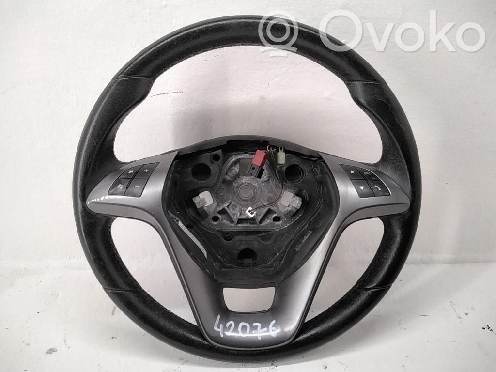 Lancia Ypsilon Ohjauspyörä 