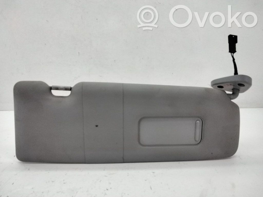 BMW 1 E81 E87 Skydelis nuo saulės 