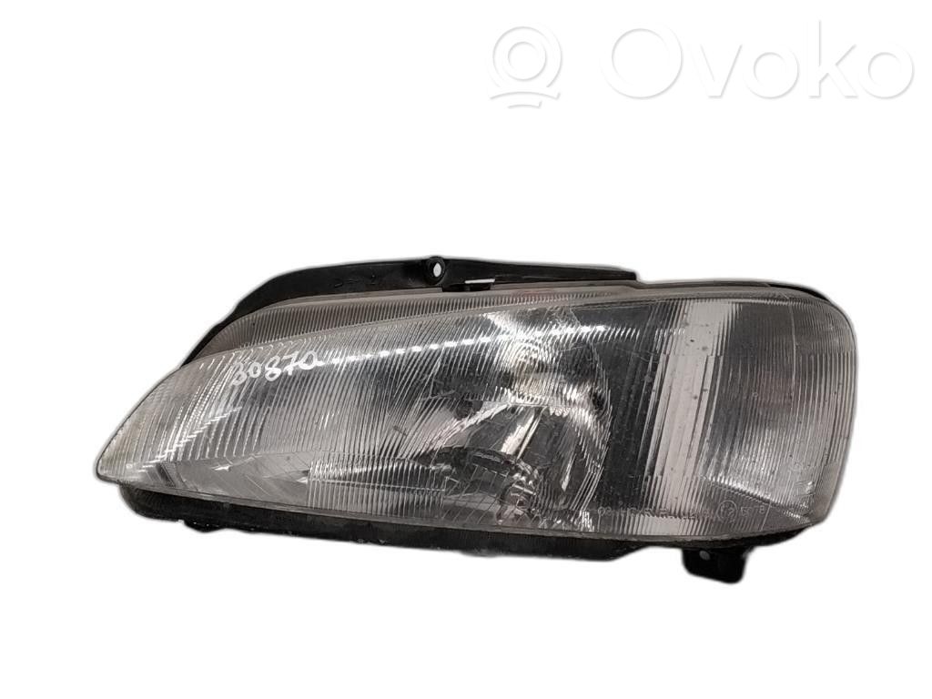 Peugeot 106 Headlight/headlamp 