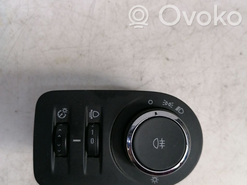 Opel Meriva B Light switch 
