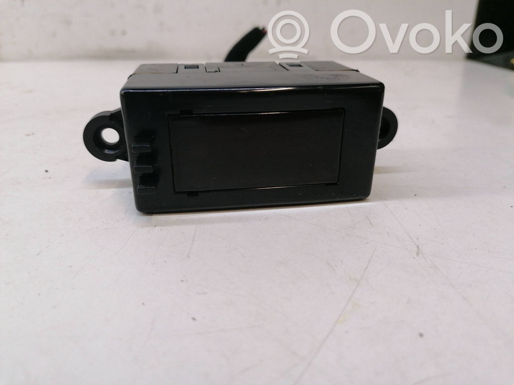 KIA Sorento Screen/display/small screen 