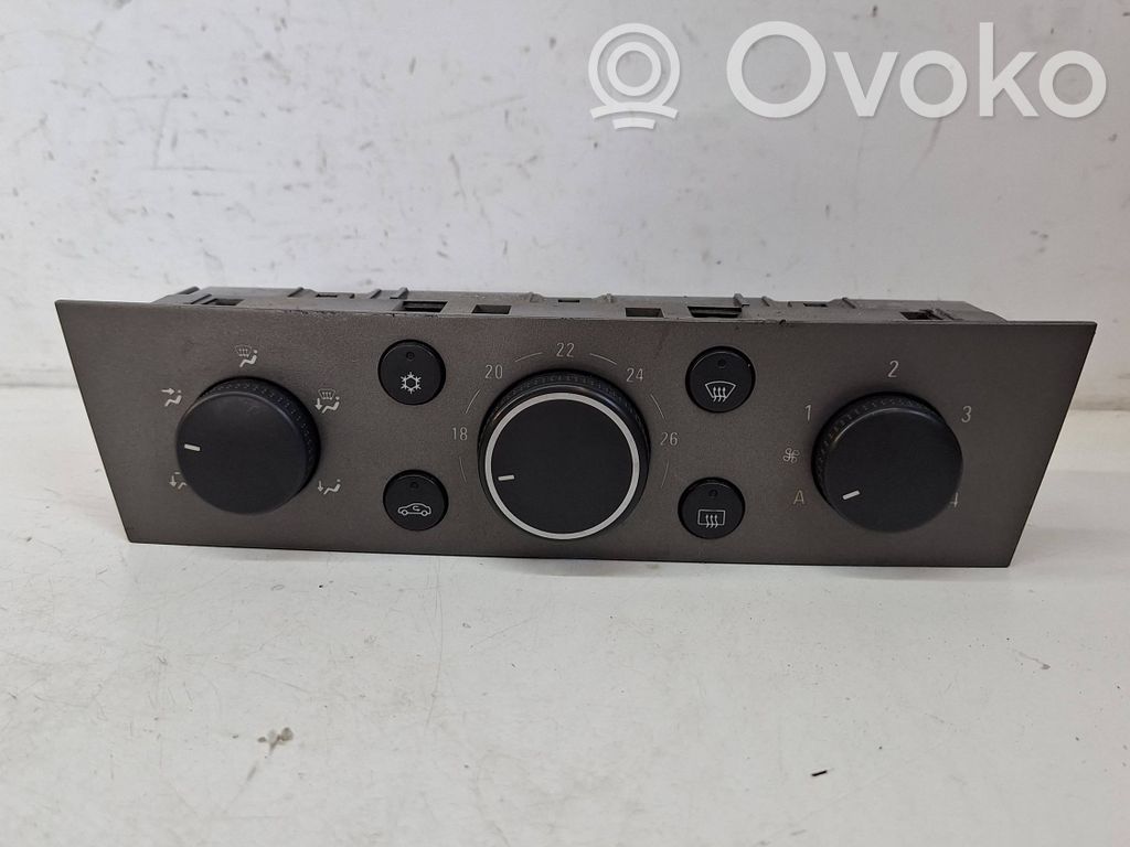 Opel Vectra C Climate control unit 