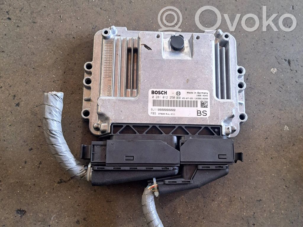 Engine control unit/module   0281012250,37820RJLE11,1039S10280