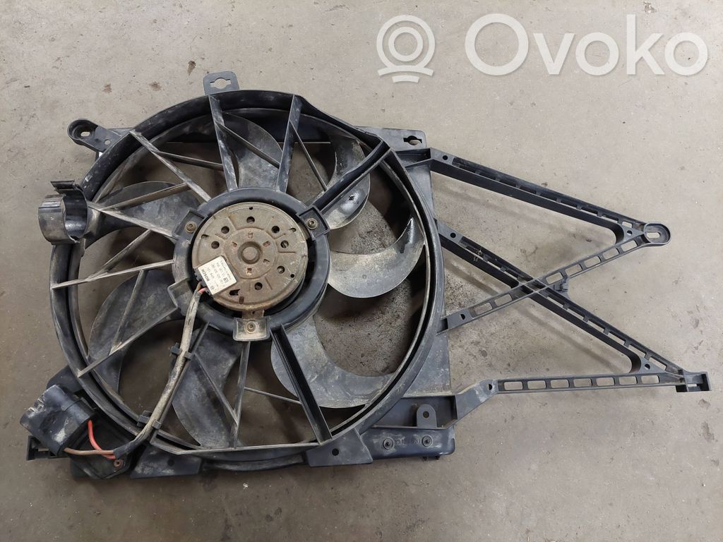 Opel Astra H Elektrolüfter 