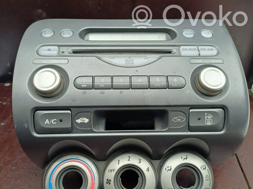 Honda Jazz Radio/CD/DVD/GPS head unit 