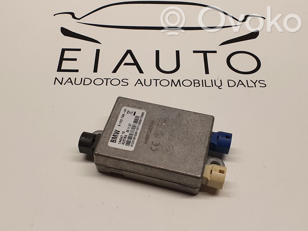 BMW 5 E60 E61 USB valdymo blokas 