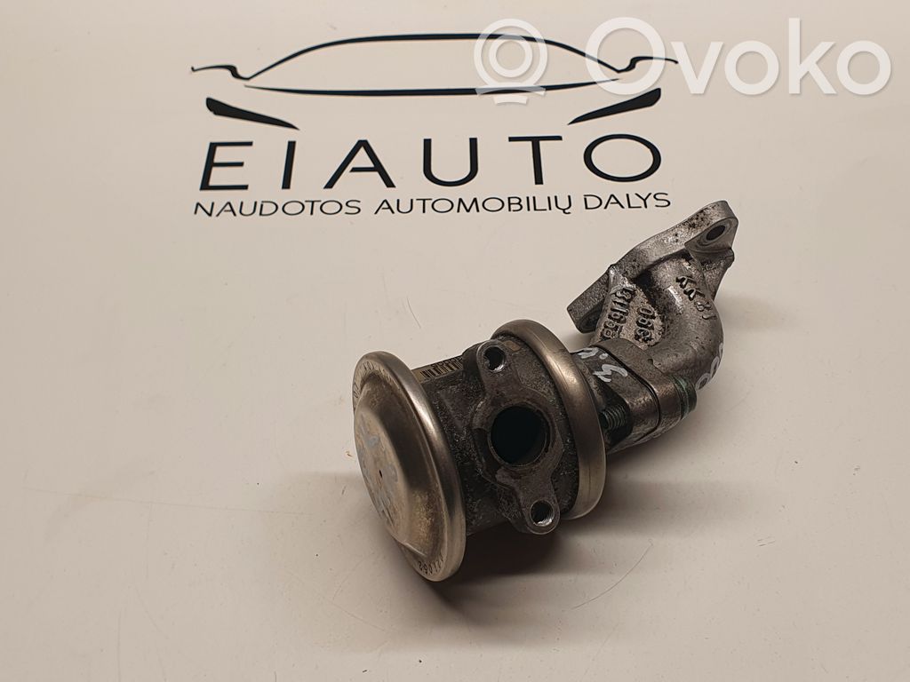 Audi A4 S4 B6 8E 8H EGR-venttiili 