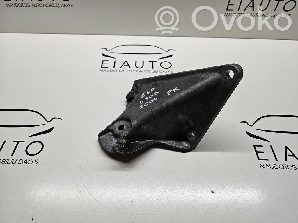 BMW 5 E60 E61 Engine mounting bracket 