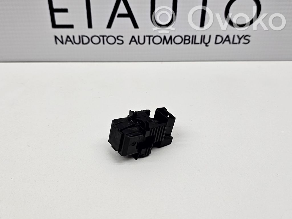 BMW X5 E70 Brake pedal sensor switch 