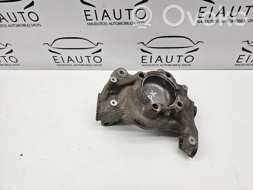 BMW 3 E90 E91 Front wheel hub 