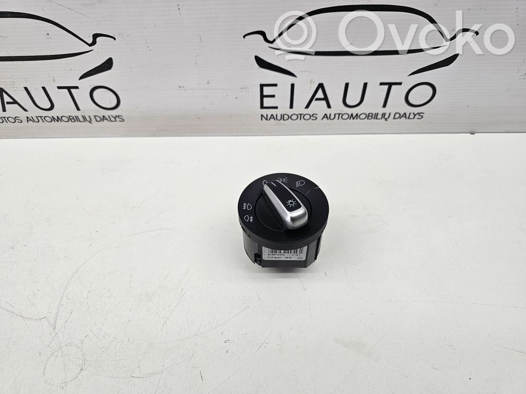 Volkswagen PASSAT CC Light switch 