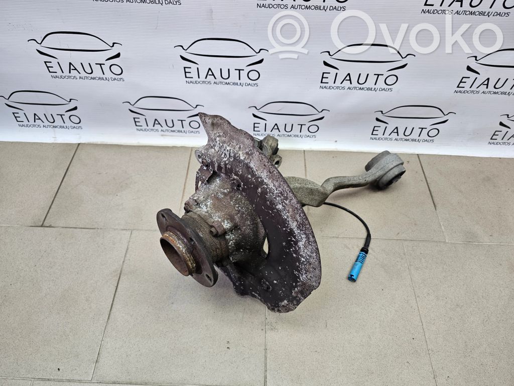 BMW 5 E60 E61 Priekšējā riteņa rumbas vārpstas šarnīrs (stupica, capfa) 
