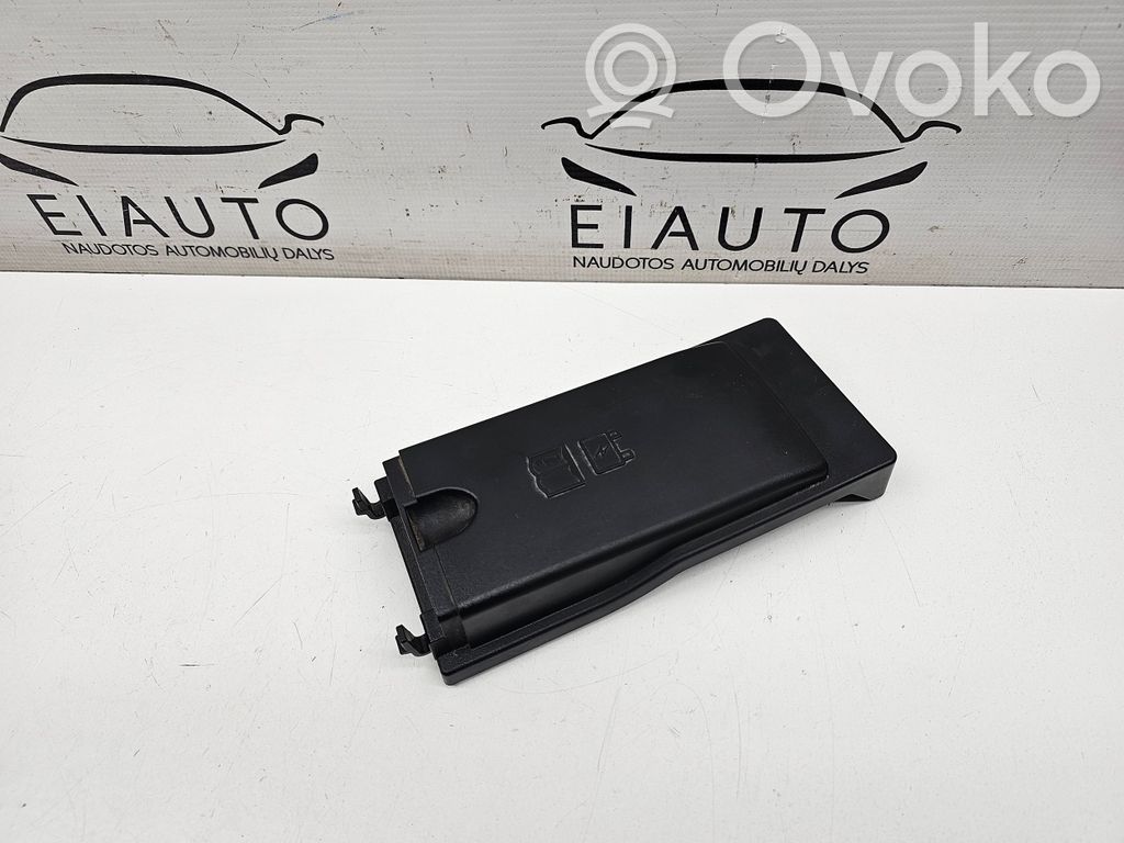 Jaguar XE Tapa de caja de fusibles 