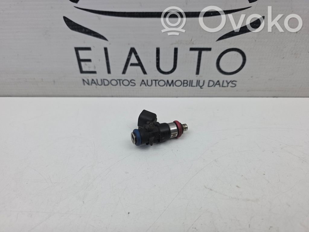 Dodge Durango III Polttoainesuutin 
