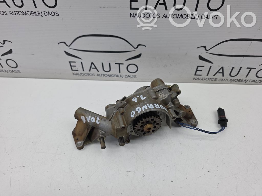 Dodge Durango III Oil pump 