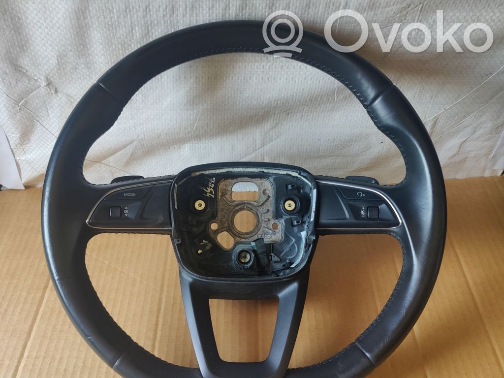 Audi A4 S4 B9 8W Ohjauspyörä 