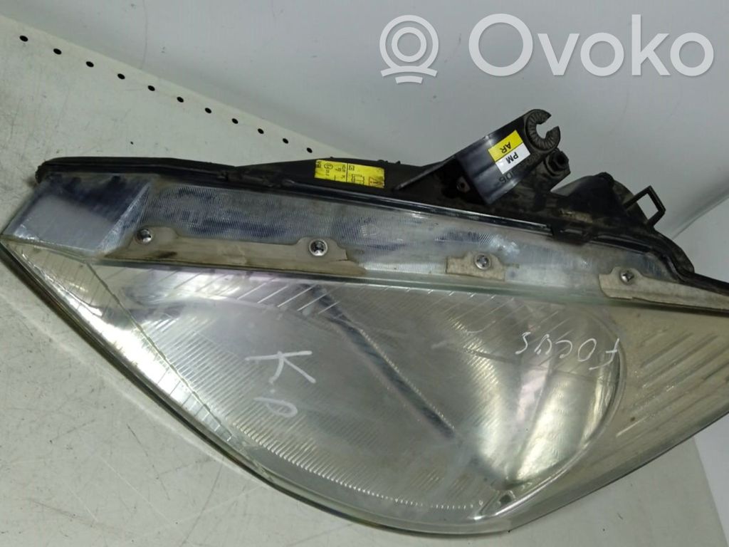 Ford Focus Headlight/headlamp 