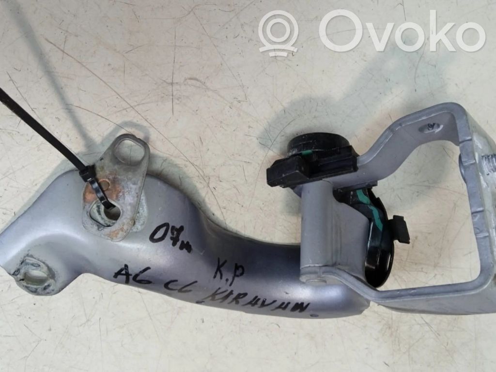 Audi A6 S6 C6 4F Tailgate/trunk/boot hinge 