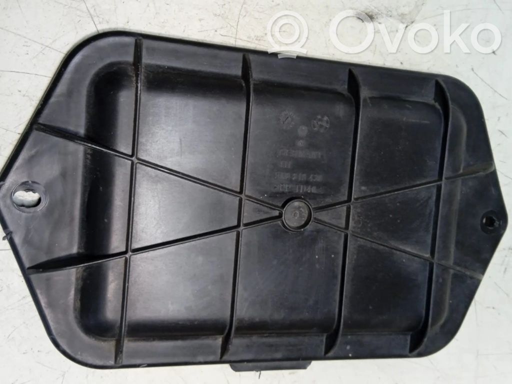 Audi Q3 8U Other engine bay part 