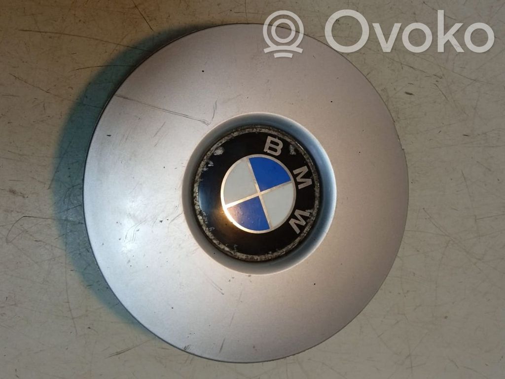 BMW 5 E34 Alkuperäinen pölykapseli 
