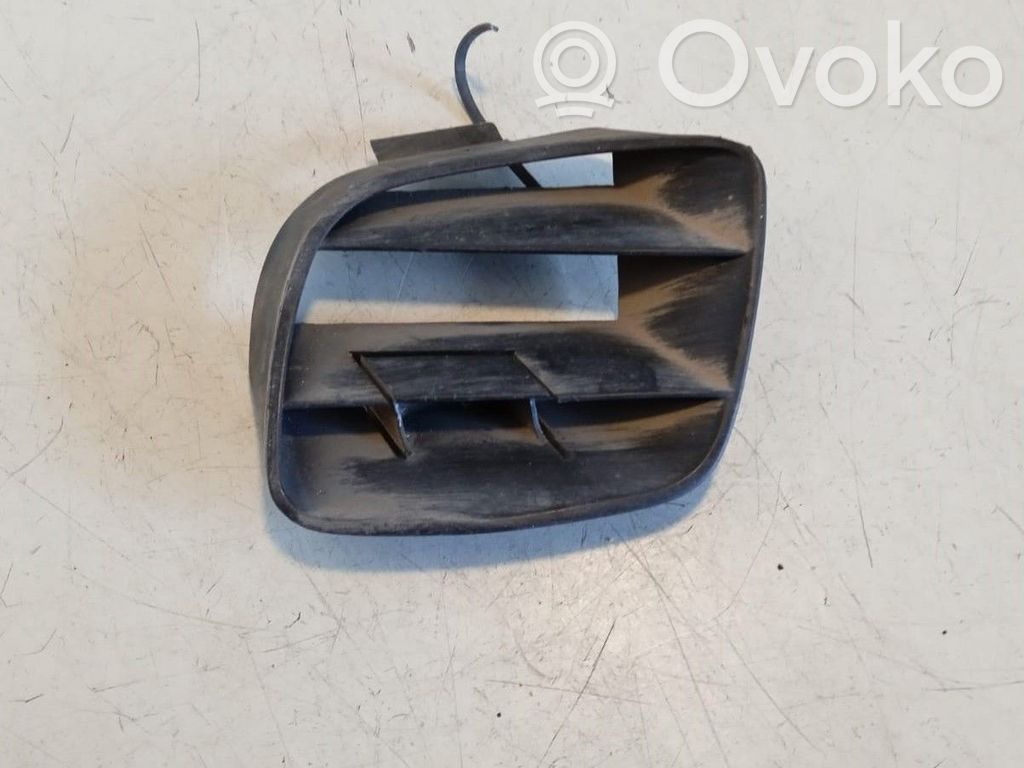 Audi 80 90 B3 Mascherina inferiore del paraurti anteriore 