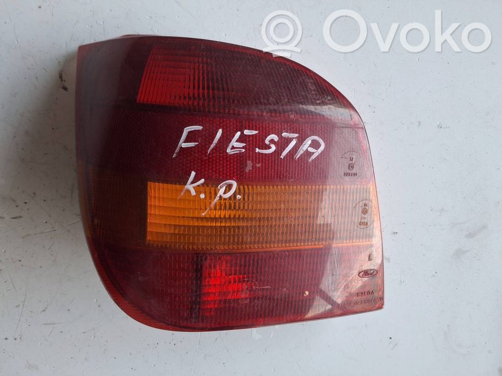 Lampa tylna   89FG13A603