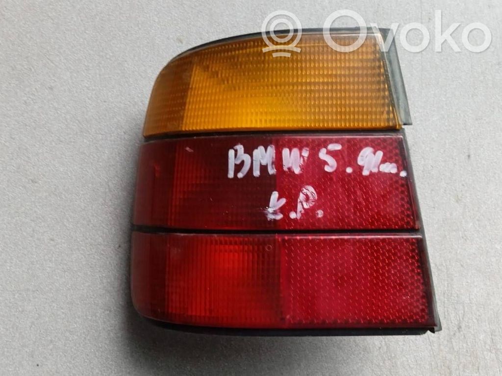 BMW 5 E34 Galinis žibintas kėbule 