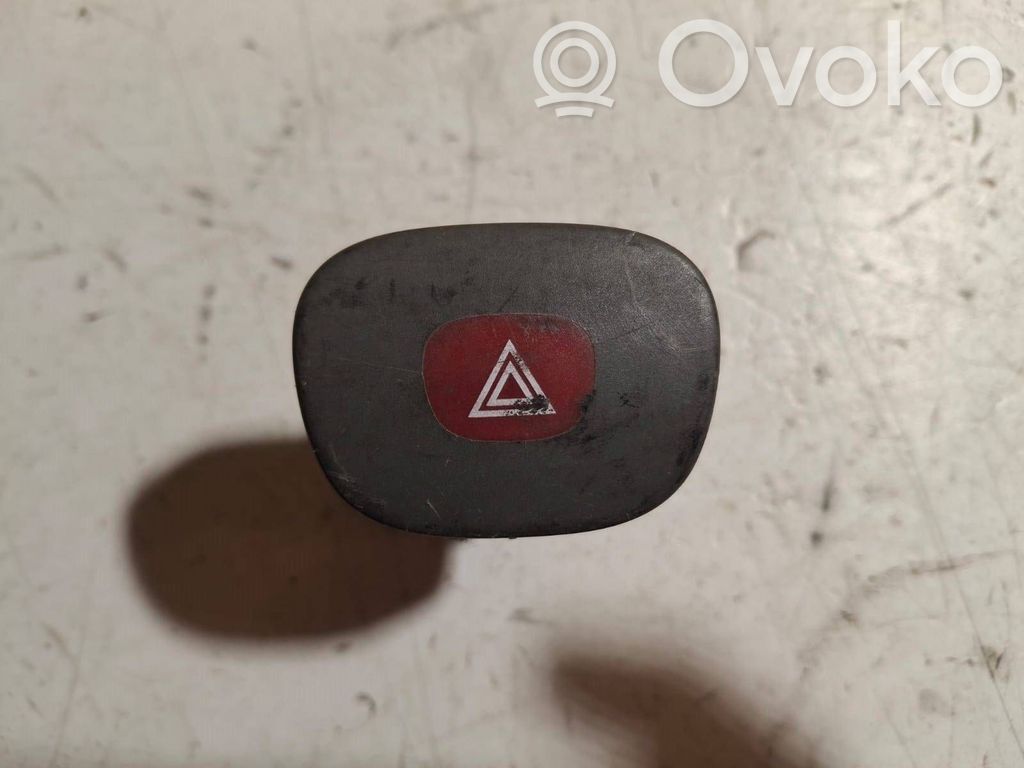 Renault Master II Hazard light switch 