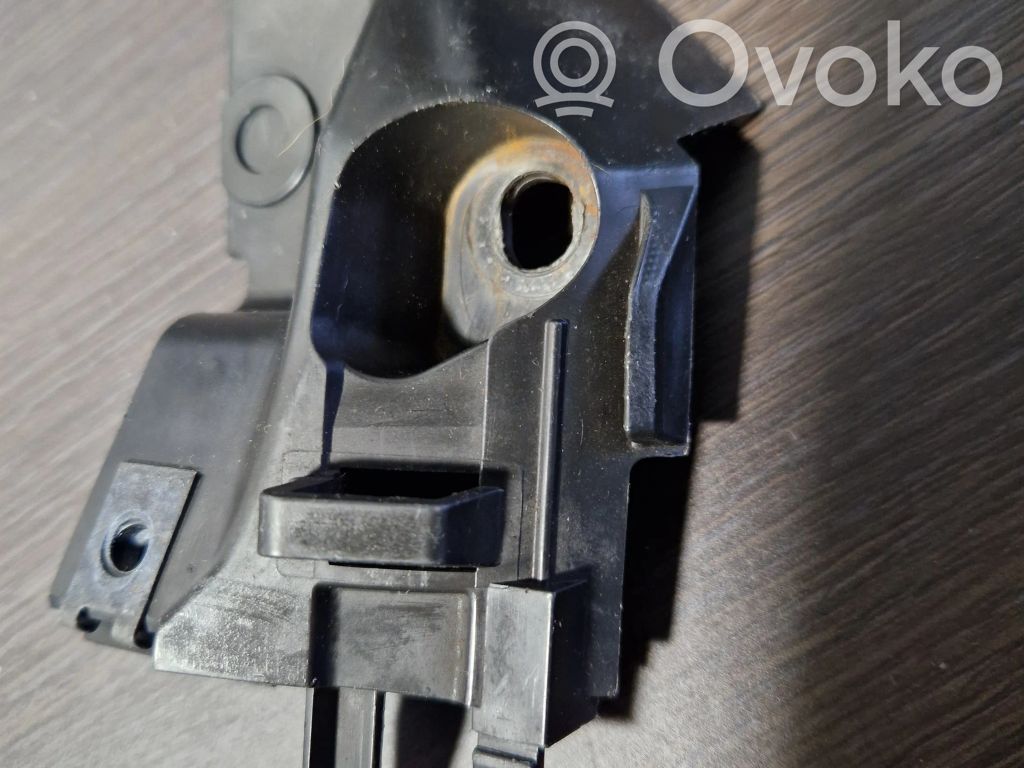 Volvo C30 Front bumper mounting bracket 