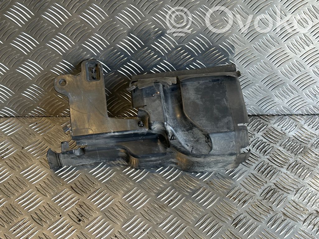 Volvo XC70 Wlot / Kanał powietrza intercoolera 