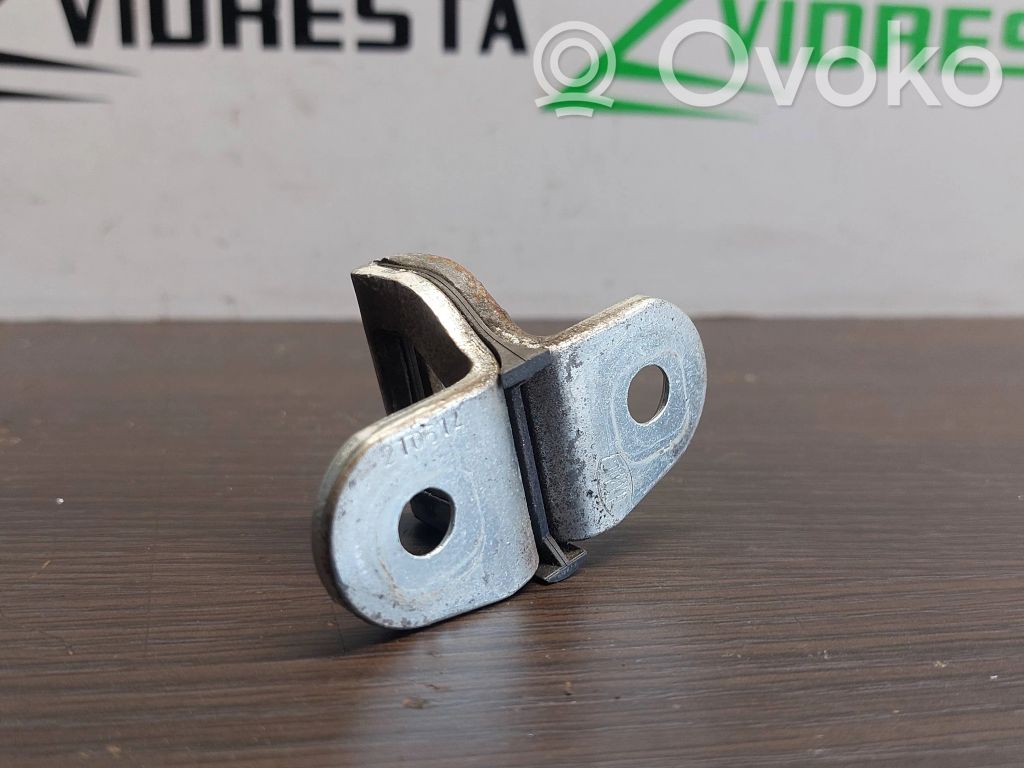 Opel Corsa D Aizmugurē slēdzenes cilpa 
