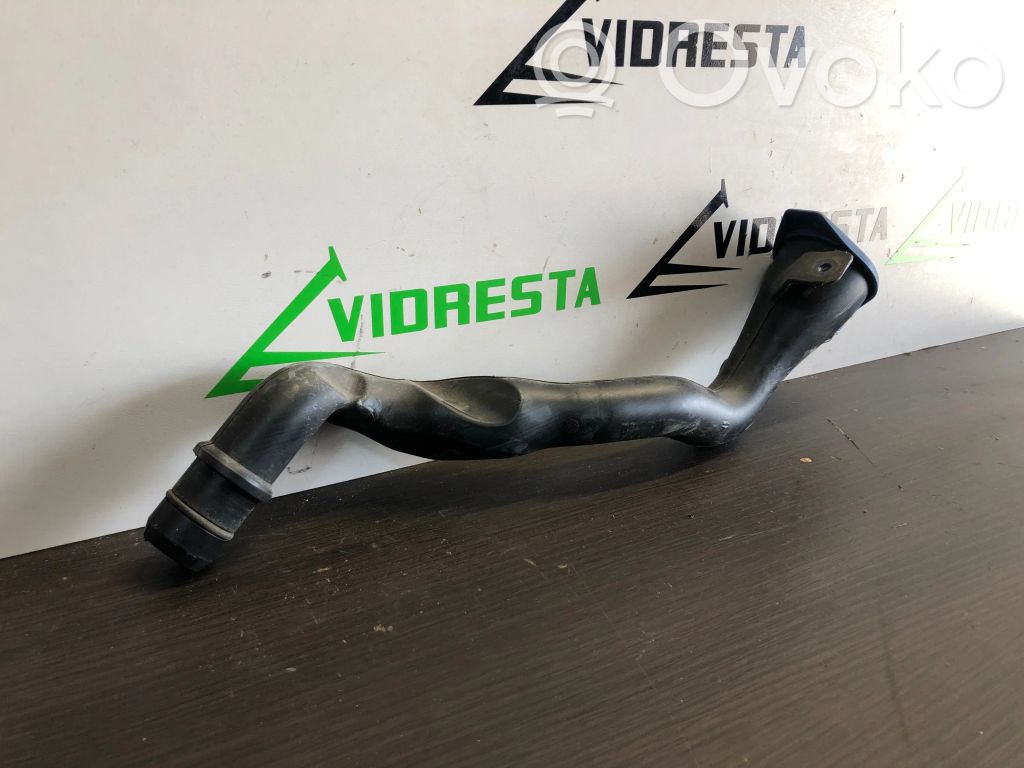 Volvo V60 Logu šķidruma tvertnes aizpildīšanas caurule 