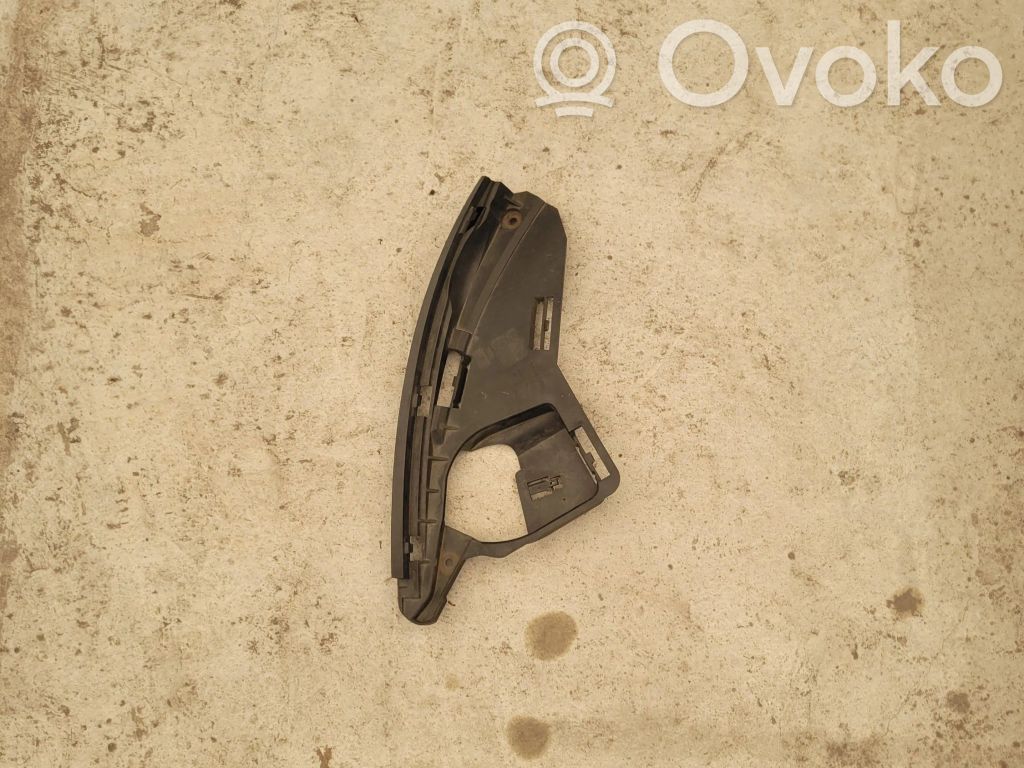 Volvo XC60 Headlight/headlamp mounting bracket 