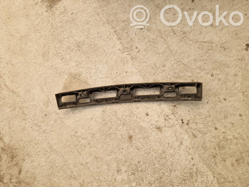 Volkswagen Scirocco Soporte de montaje del parachoques trasero 