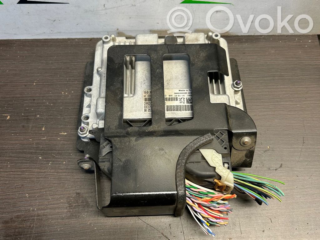 Peugeot Partner Engine control unit/module 