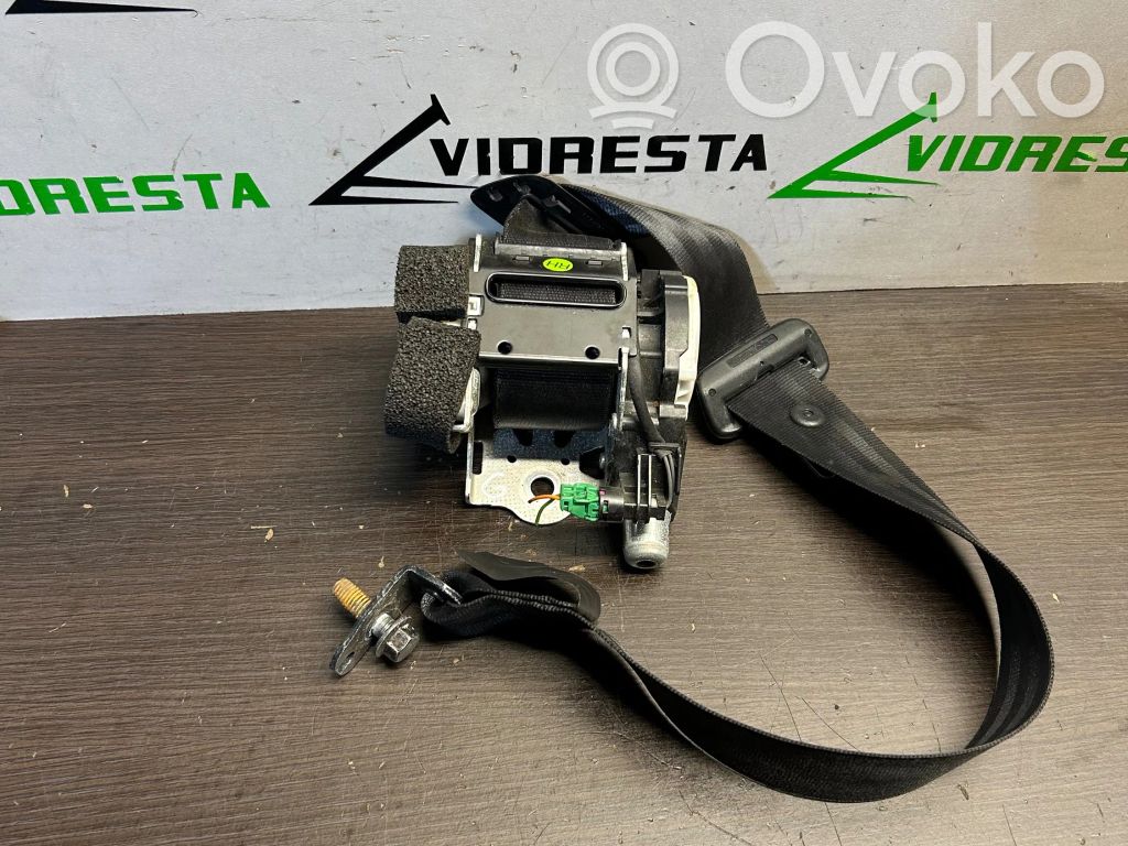 Volvo S60 Cinturón trasero 