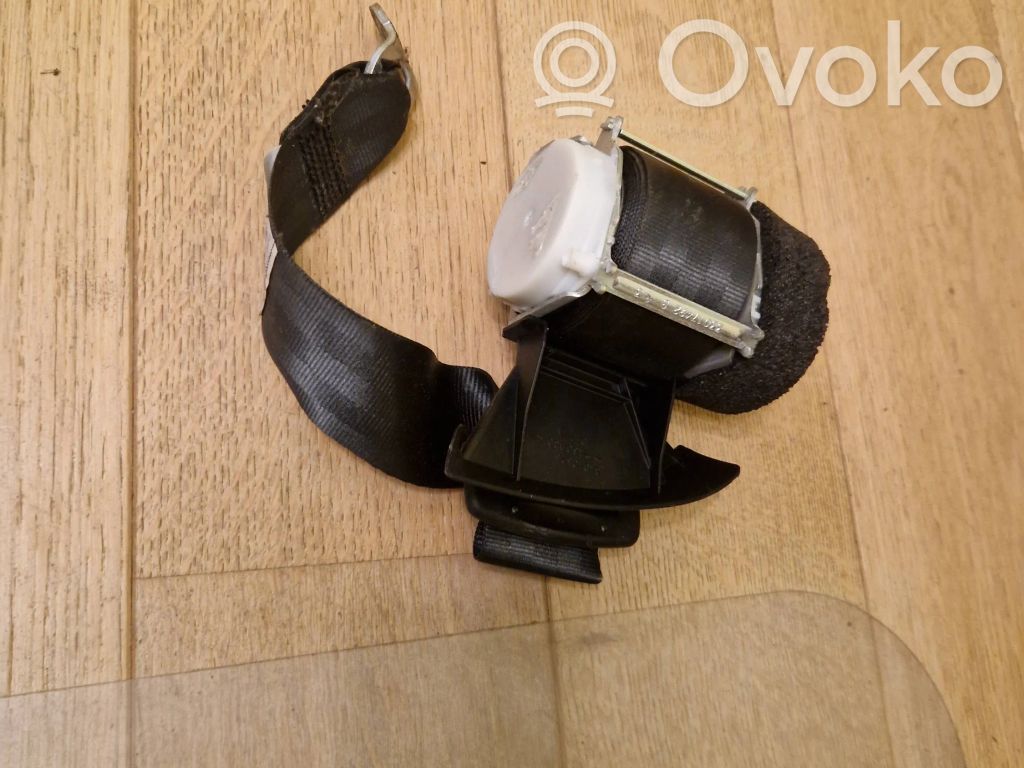 Volkswagen Scirocco Rear seatbelt 