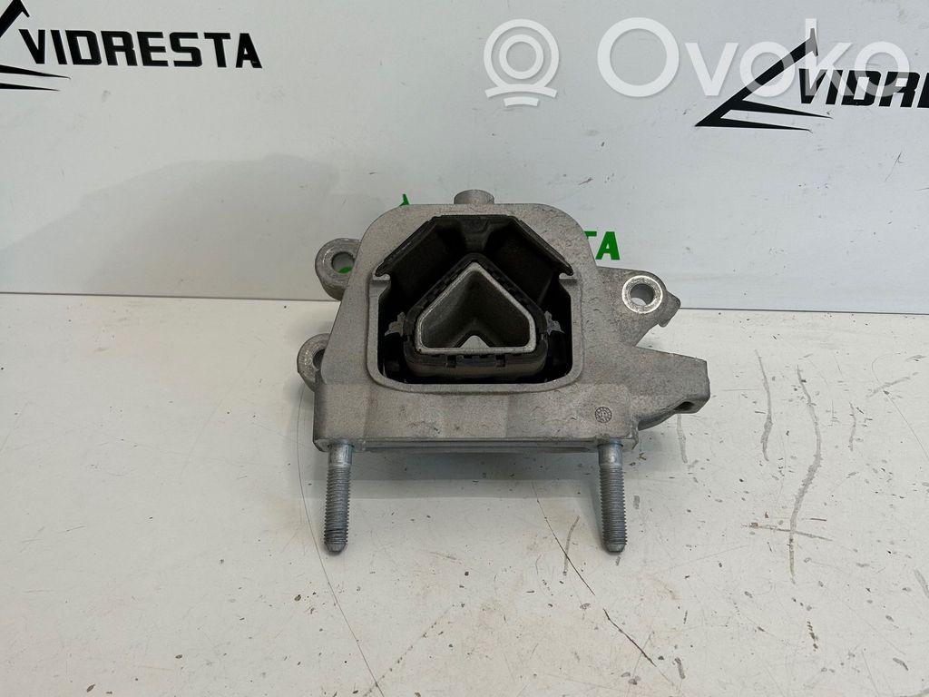 Opel Corsa F Variklio pagalvė 