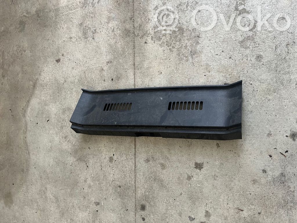 Nissan Note (E11) Trunk/boot sill cover protection 