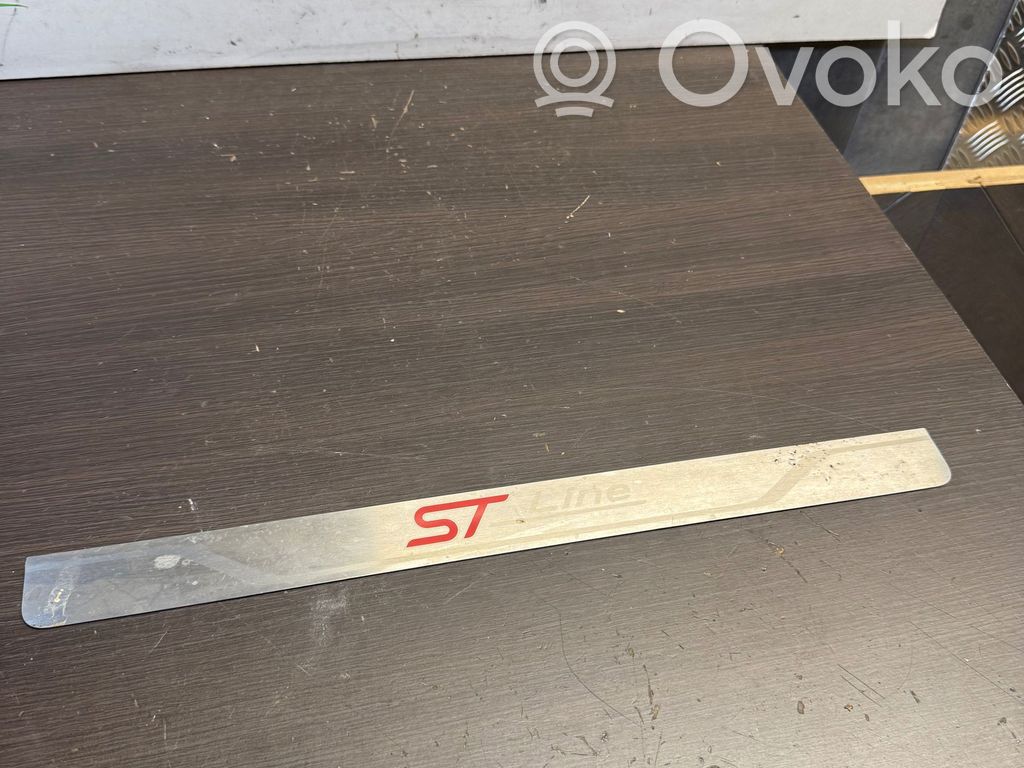 Ford Focus Priekinio slenksčio apdaila (vidinė) 