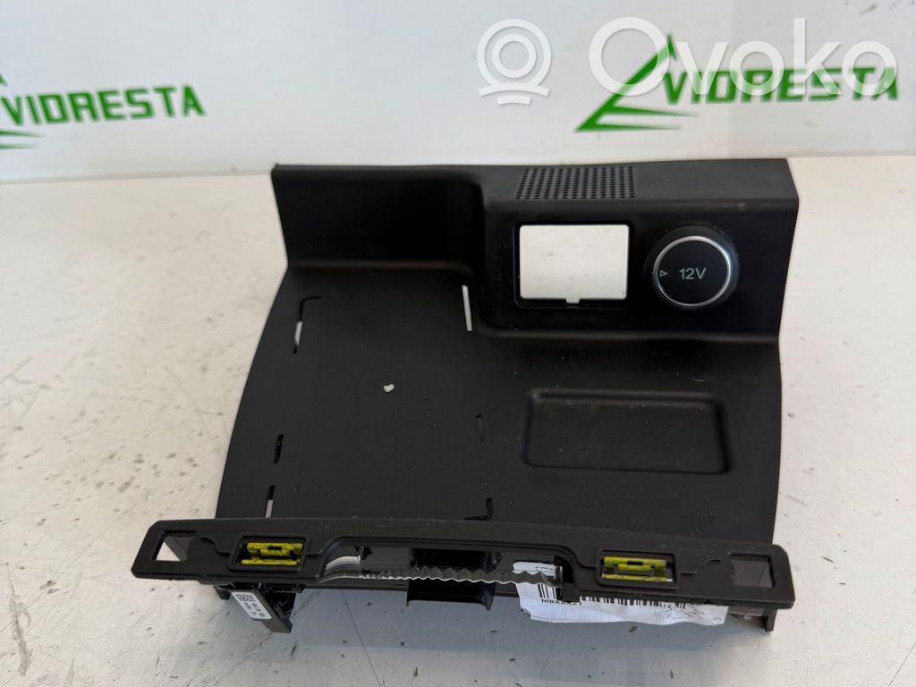 Ford Focus Other center console (tunnel) element 