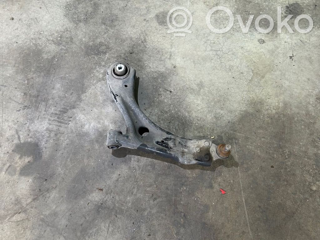 Ford Focus Front lower control arm/wishbone 