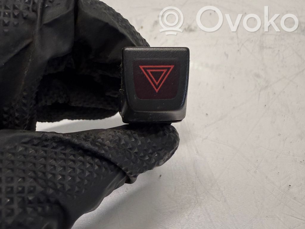 Volvo XC60 Hazard light switch 