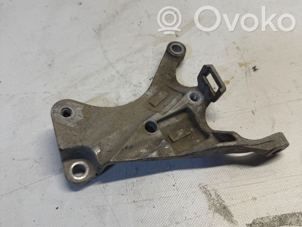 Opel Grandland X Engine mounting bracket 