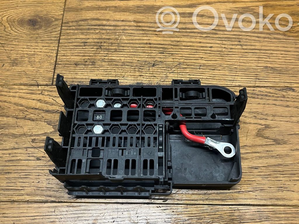 Opel Corsa D Saugiklių blokas 
