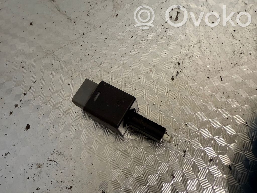 Hyundai Tucson TL Brake pedal sensor switch 