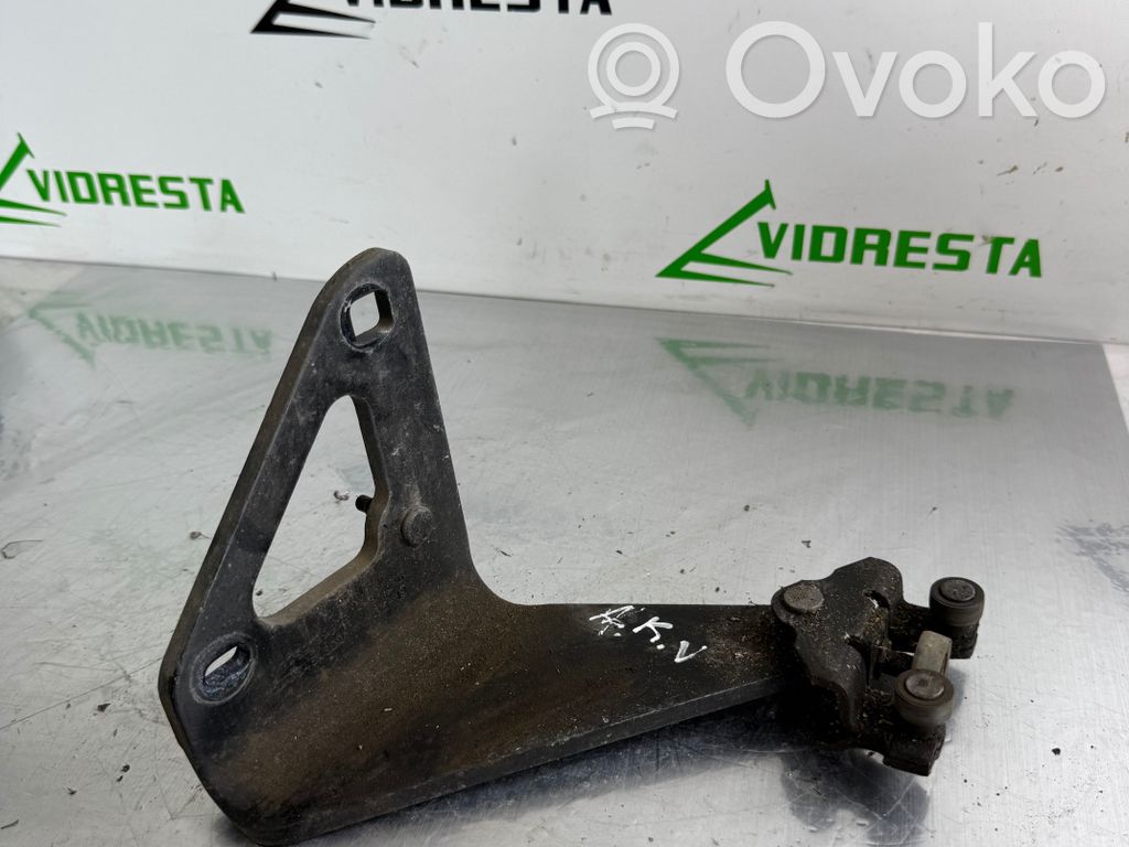 Opel Vivaro Prowadnica rolkowa drzwi bocznych / przesuwanych / Zawias dolny 