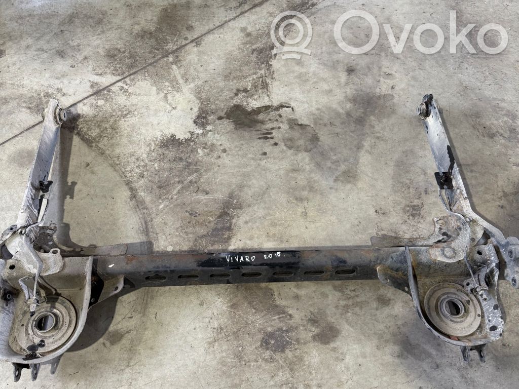 Opel Vivaro Eje trasero 