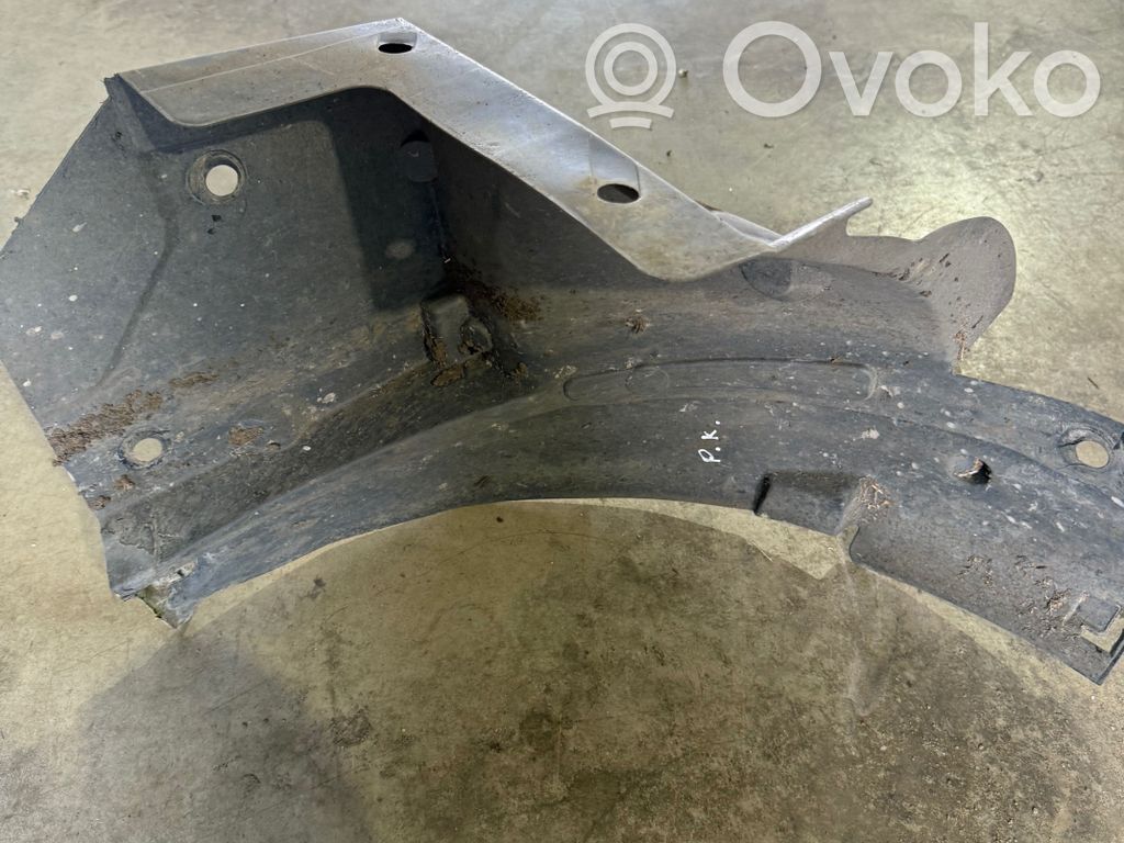 Opel Vivaro Nadkole przednie 