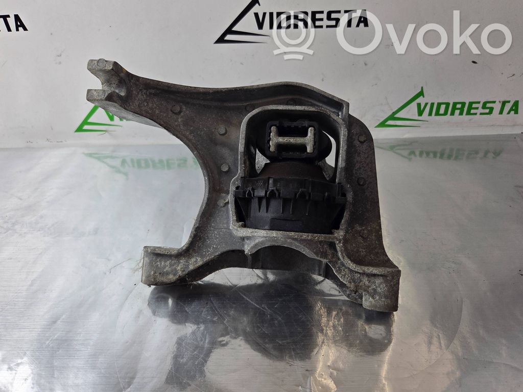 Peugeot 308 Engine mount bracket 